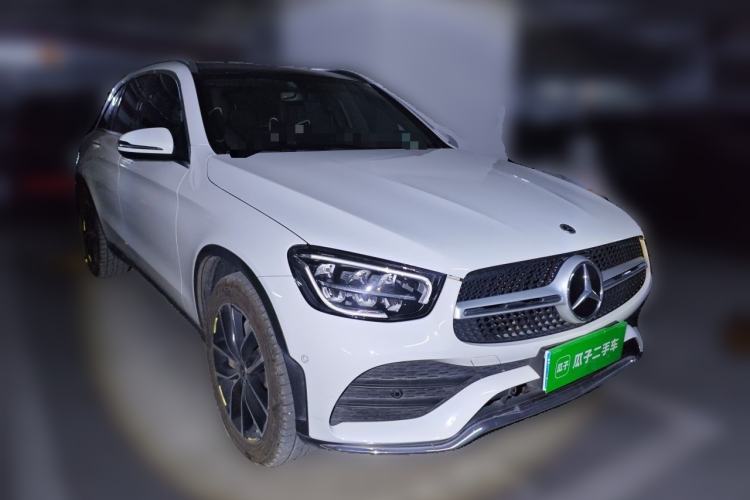 Used Mercedes-Benz GLC 2022 GLC 260 L 4MATIC Luxury Model Front Right 45 Deg
