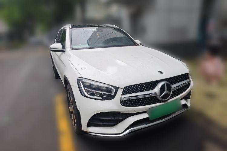 Used Mercedes-Benz GLC 2022 Facelifted GLC 260 L 4MATIC Dynamic Edition Front Right 45 Deg