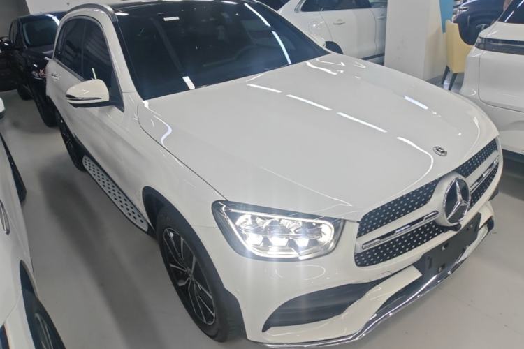 Used Mercedes-Benz GLC 2022 Refreshed GLC 300 L 4MATIC Dynamic Edition Front Right 45 Deg