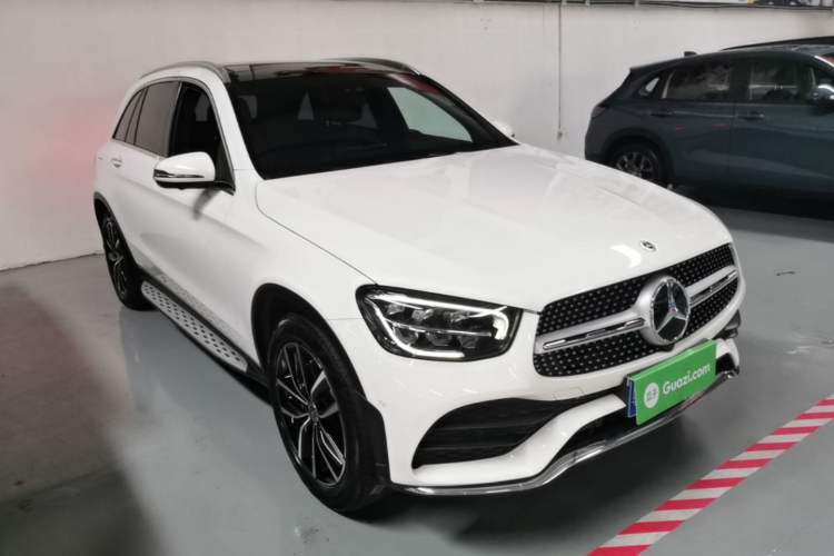 Used Mercedes-Benz GLC 2022 Refreshed GLC 300 L 4MATIC Dynamic Edition Front Right 45 Deg