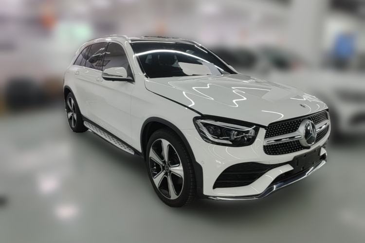 Used Mercedes-Benz GLC 2022 GLC 300 L 4MATIC Luxury Model Front Right 45 Deg