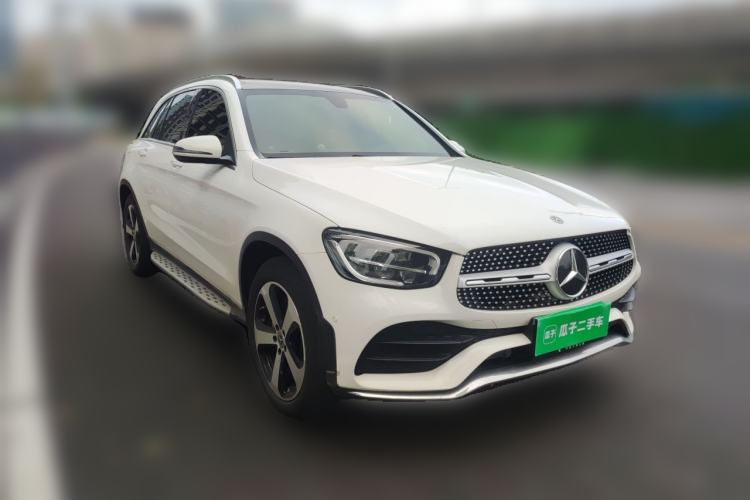 Used Mercedes-Benz GLC 2022 Facelifted GLC 260 L 4MATIC Dynamic Edition Front Right 45 Deg