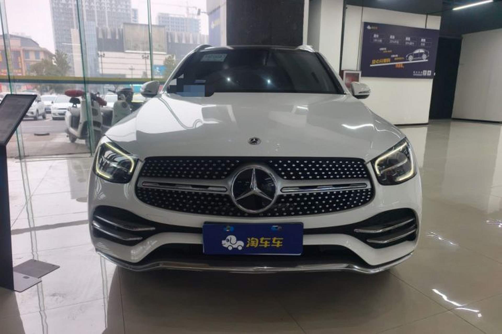 Used Mercedes-Benz GLC 2022 Facelifted GLC 260 L 4MATIC Dynamic Edition Front