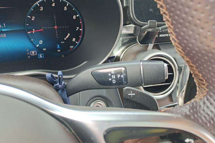 Used Mercedes-Benz GLC 2022 Refreshed GLC 300 L 4MATIC Dynamic Edition Prestige Version Gear Lever