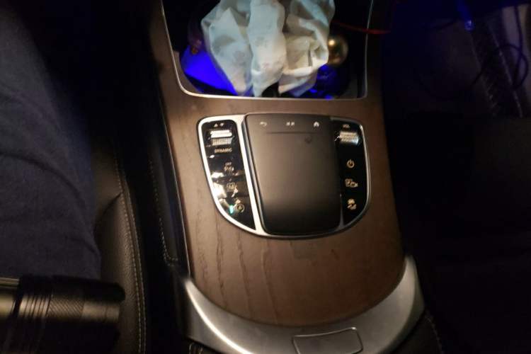 Used Mercedes-Benz GLC 2022 GLC 260 L 4MATIC Luxury Model Gear Lever