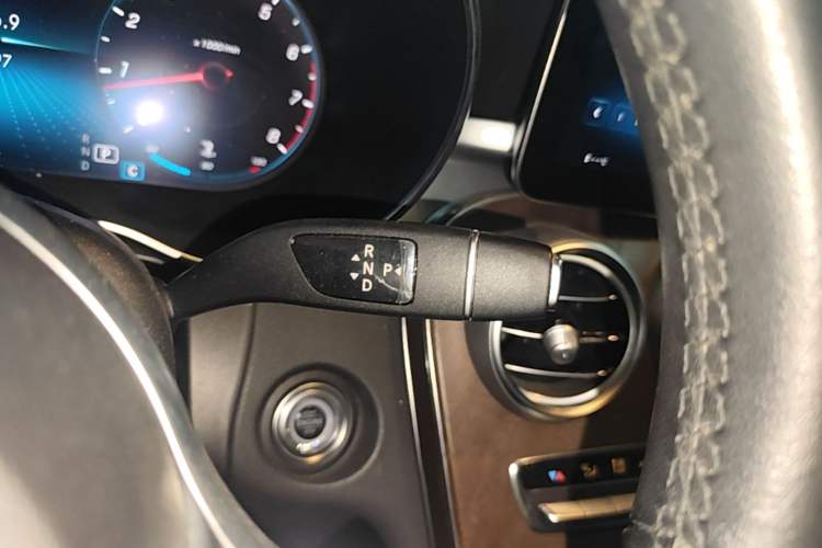 Used Mercedes-Benz GLC 2022 GLC 260 L 4MATIC Luxury Model Gear Lever