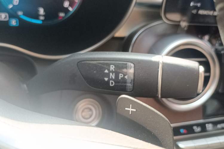 Used Mercedes-Benz GLC 2022 GLC 300 L 4MATIC Dynamic Model Gear Lever