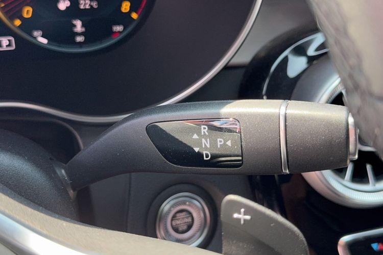 Used Mercedes-Benz GLC 2022 Facelifted GLC 260 L 4MATIC Dynamic Edition Gear Lever
