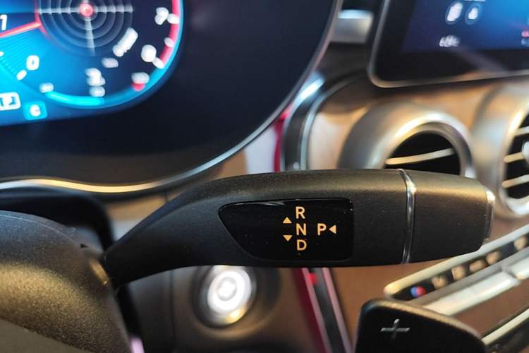 Used Mercedes-Benz GLC 2022 Refreshed GLC 300 L 4MATIC Dynamic Edition Prestige Version Gear Lever