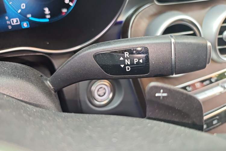 Used Mercedes-Benz GLC 2022 Refreshed GLC 300 L 4MATIC Dynamic Edition Prestige Version Gear Lever