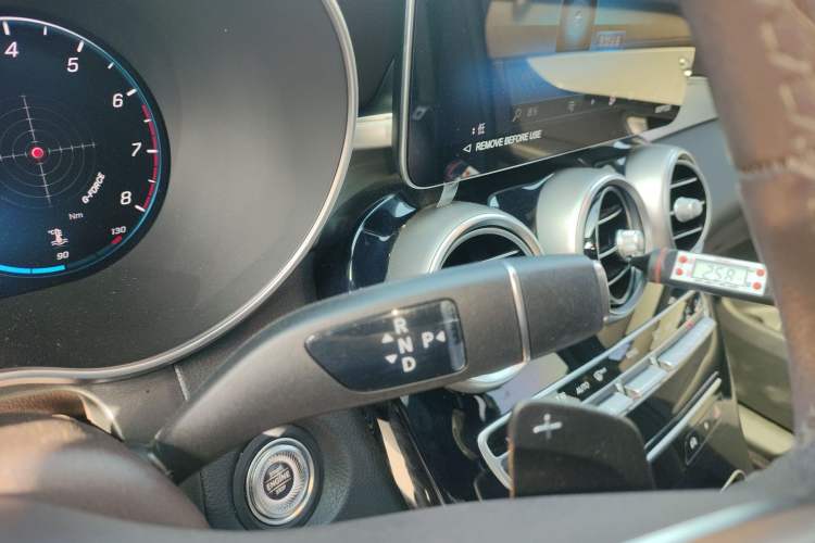 Used Mercedes-Benz GLC 2022 Facelifted GLC 260 L 4MATIC Dynamic Edition Gear Lever