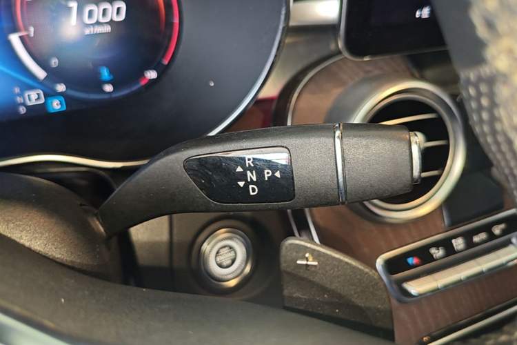 Used Mercedes-Benz GLC 2022 GLC 300 L 4MATIC Dynamic Edition Prestige Model Gear Lever