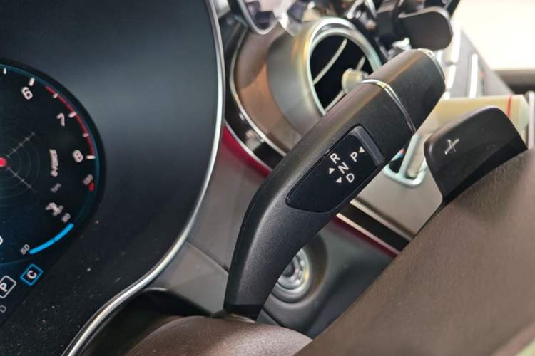 Used Mercedes-Benz GLC 2022 GLC 300 L 4MATIC Dynamic Edition Prestige Model Gear Lever
