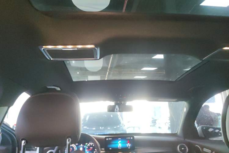 Used Mercedes-Benz GLC 2022 Refreshed GLC 300 L 4MATIC Dynamic Edition Prestige Version Headliner