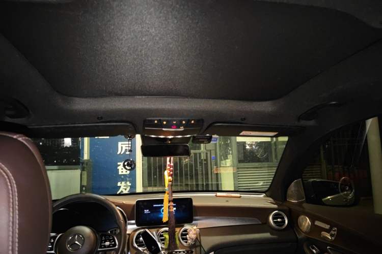 Used Mercedes-Benz GLC 2022 Refreshed GLC 300 L 4MATIC Dynamic Edition Headliner