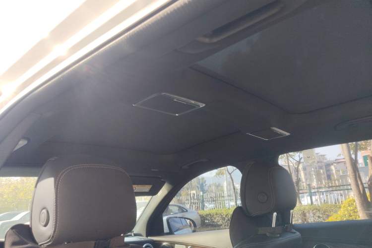 Used Mercedes-Benz GLC 2022 Refreshed GLC 300 L 4MATIC Dynamic Edition Headliner