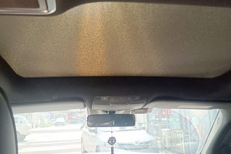 Used Mercedes-Benz GLC 2022 GLC 300 L 4MATIC Dynamic Model Headliner