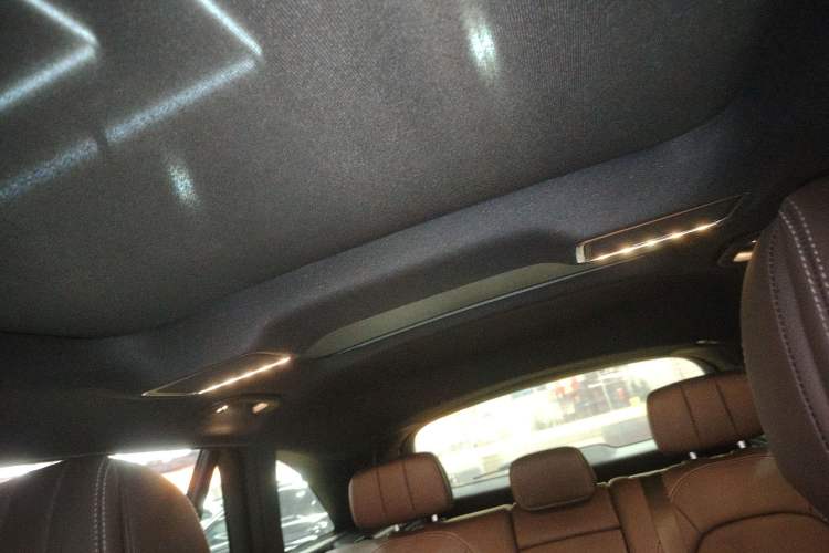 Used Mercedes-Benz GLC 2022 Refreshed GLC 300 L 4MATIC Dynamic Edition Prestige Version Headliner