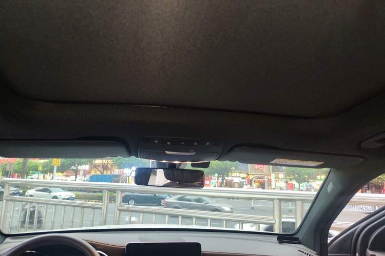 Used Mercedes-Benz GLC 2022 GLC 300 L 4MATIC Dynamic Edition Prestige Model Headliner