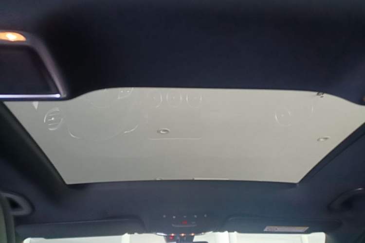 Used Mercedes-Benz GLC 2022 Refreshed GLC 300 L 4MATIC Dynamic Edition Prestige Version Headliner