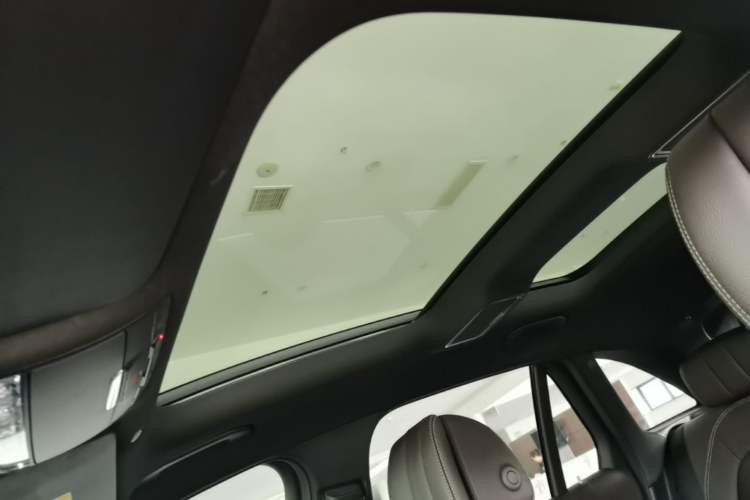 Used Mercedes-Benz GLC 2022 Refreshed GLC 300 L 4MATIC Dynamic Edition Prestige Version Headliner