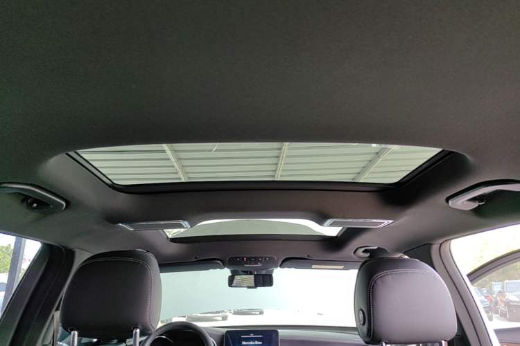 Used Mercedes-Benz GLC 2022 GLC 300 L 4MATIC Dynamic Model Headliner