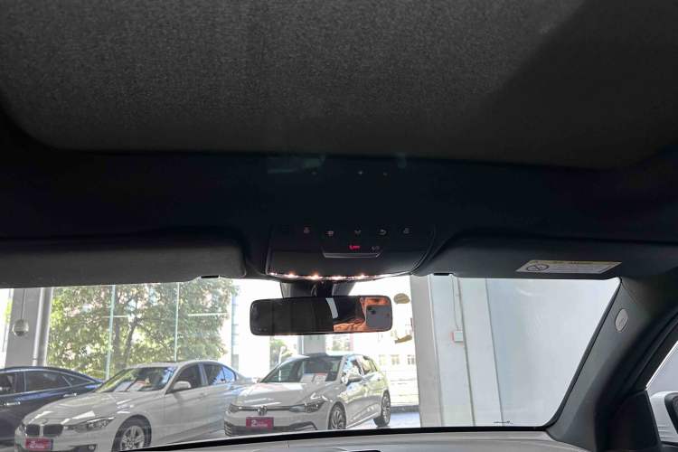 Used Mercedes-Benz GLC 2022 GLC 300 L 4MATIC Dynamic Edition Prestige Model Headliner
