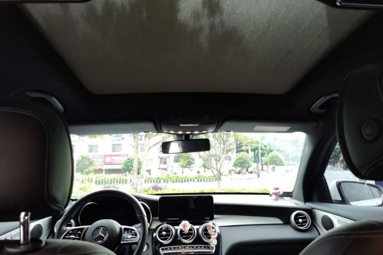 Used Mercedes-Benz GLC 2022 Facelifted GLC 260 L 4MATIC Dynamic Edition Headliner