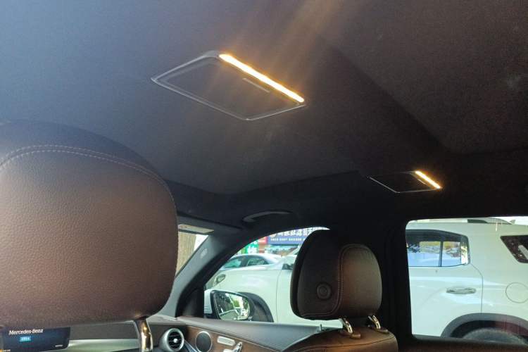 Used Mercedes-Benz GLC 2022 Refreshed GLC 300 L 4MATIC Dynamic Edition Headliner