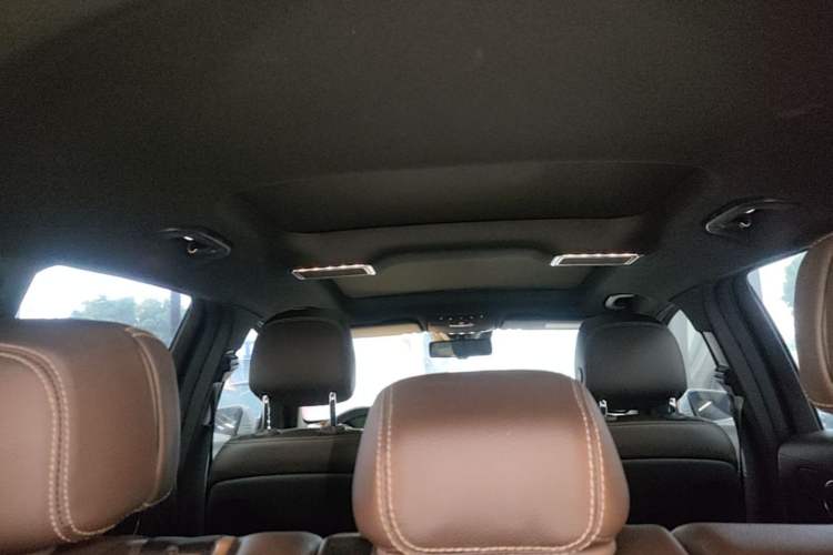 Used Mercedes-Benz GLC 2022 GLC 300 L 4MATIC Dynamic Edition Prestige Model Headliner