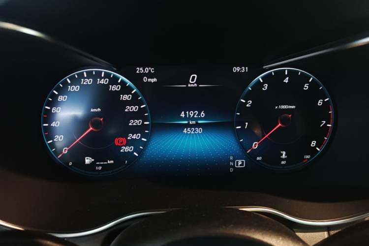 Used Mercedes-Benz GLC 2022 Second Facelift GLC 260 L 4MATIC Dynamic Edition Instrument Cluster