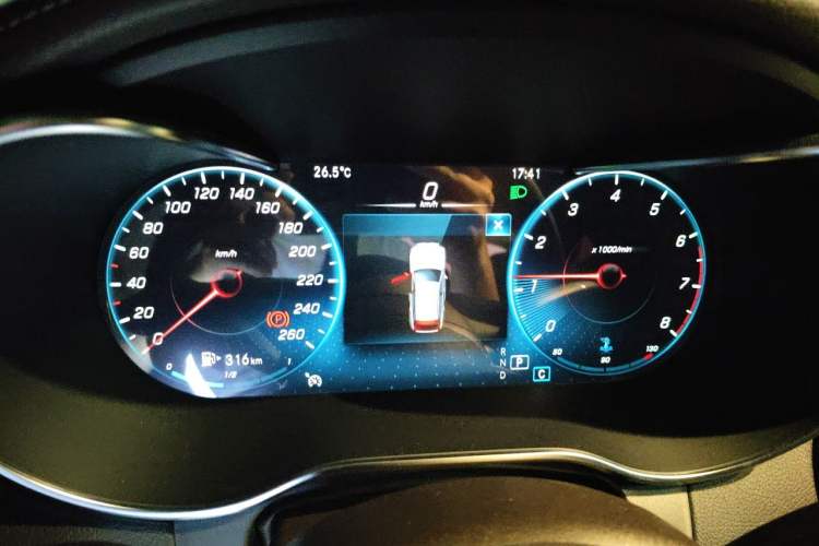 Used Mercedes-Benz GLC 2022 Facelifted GLC 260 L 4MATIC Dynamic Edition Instrument Cluster