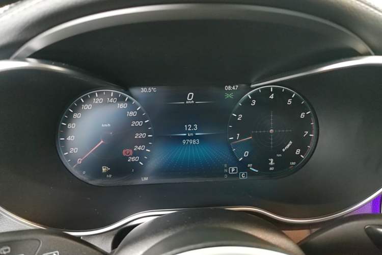 Used Mercedes-Benz GLC 2022 GLC 260 L 4MATIC Luxury Model Instrument Cluster