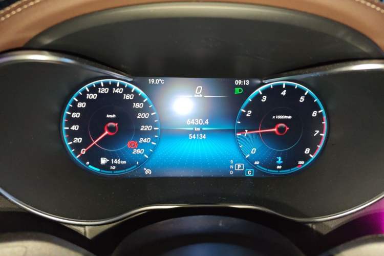 Used Mercedes-Benz GLC 2022 GLC 260 L 4MATIC Luxury Model Instrument Cluster