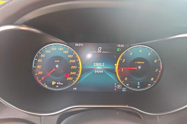 Used Mercedes-Benz GLC 2022 Facelift GLC 260 L 4MATIC Luxury Edition Instrument Cluster