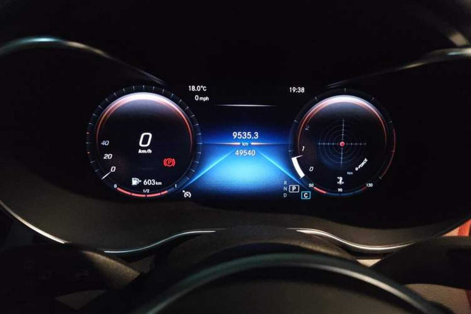 Used Mercedes-Benz GLC 2022 Facelift GLC 260 L 4MATIC Luxury Edition Instrument Cluster