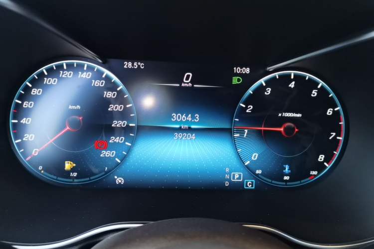 Used Mercedes-Benz GLC 2022 Facelift GLC 260 L 4MATIC Luxury Edition Instrument Cluster