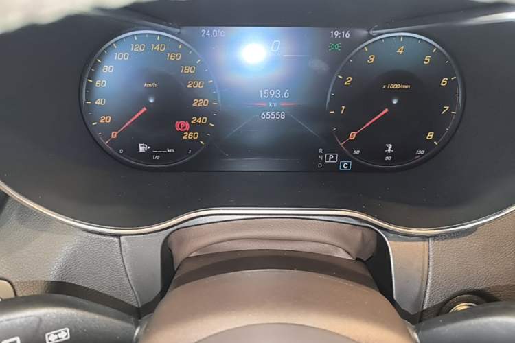 Used Mercedes-Benz GLC 2022 Facelifted GLC 260 L 4MATIC Dynamic Edition Instrument Cluster