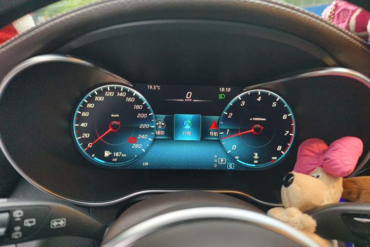 Used Mercedes-Benz GLC 2022 Second Facelift GLC 260 L 4MATIC Luxury Edition Instrument Cluster