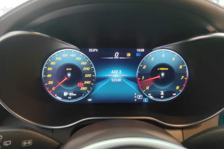 Used Mercedes-Benz GLC 2022 GLC 260 L 4MATIC Luxury Model Instrument Cluster