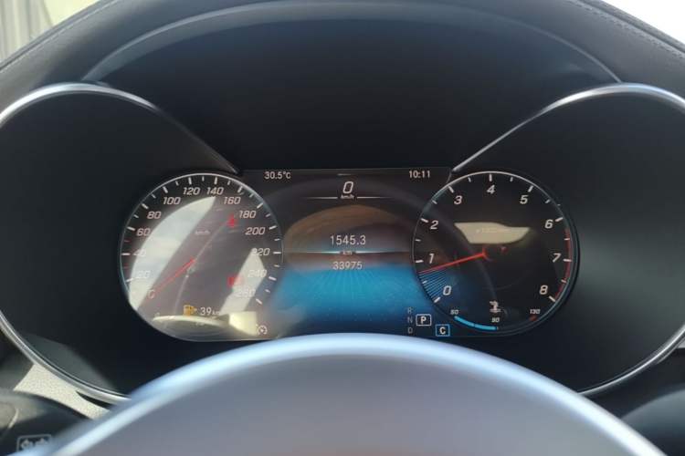 Used Mercedes-Benz GLC 2022 Facelift GLC 260 L 4MATIC Luxury Edition Instrument Cluster