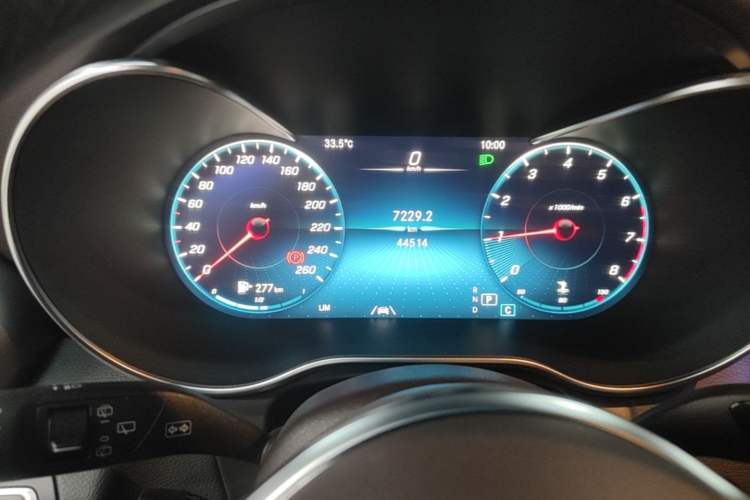 Used Mercedes-Benz GLC 2022 GLC 300 L 4MATIC Luxury Model Instrument Cluster
