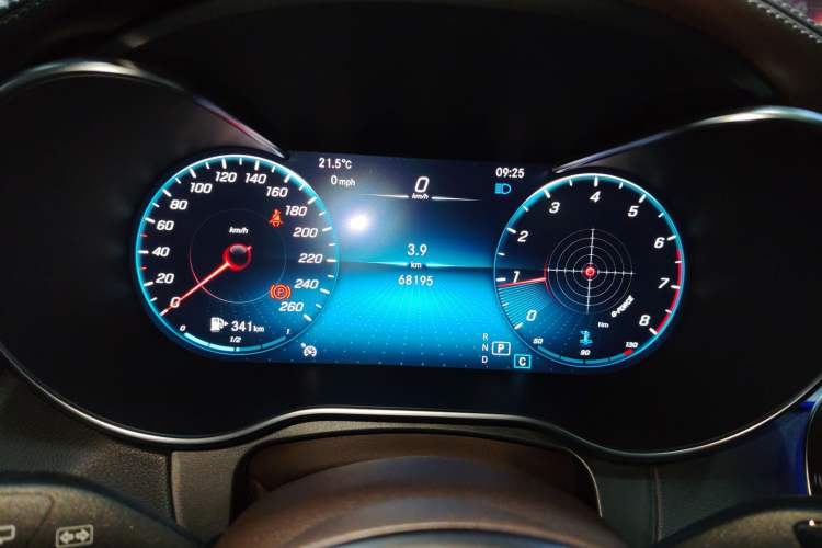 Used Mercedes-Benz GLC 2022 Second Facelift GLC 260 L 4MATIC Luxury Edition Instrument Cluster