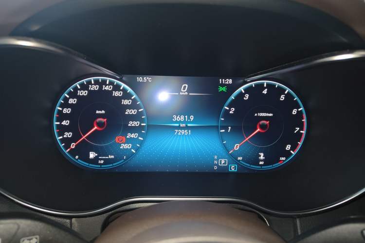 Used Mercedes-Benz GLC 2022 Second Facelift GLC 260 L 4MATIC Dynamic Edition Instrument Cluster
