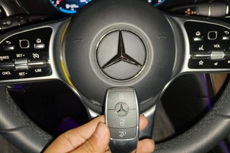 Used Mercedes-Benz GLC 2022 Refreshed GLC 300 L 4MATIC Dynamic Edition Prestige Version Interior 1