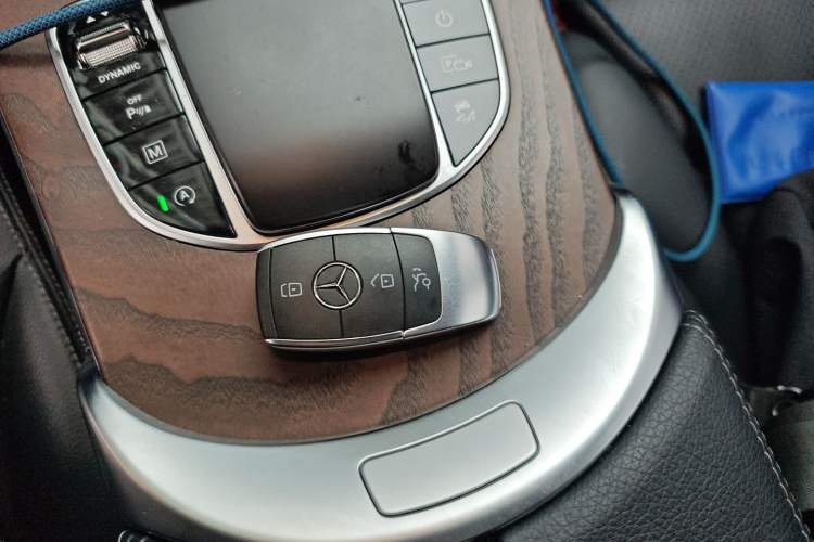 Used Mercedes-Benz GLC 2022 GLC 300 L 4MATIC Dynamic Edition Prestige Model Interior 1