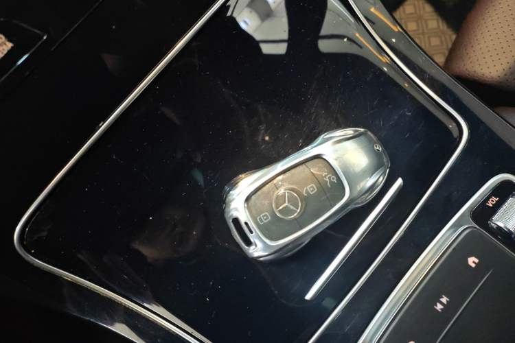 Used Mercedes-Benz GLC 2022 Facelifted GLC 260 L 4MATIC Dynamic Edition Interior 1