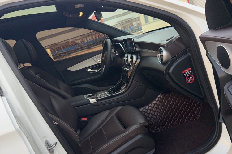 Used Mercedes-Benz GLC 2022 Facelifted GLC 260 L 4MATIC Dynamic Edition Interior 1