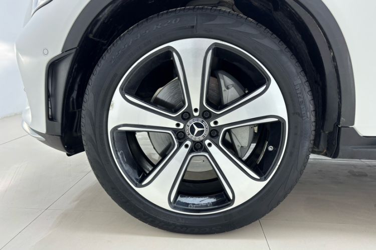 Used Mercedes-Benz GLC 2022 Refreshed GLC 300 L 4MATIC Dynamic Edition Prestige Version Interior 1