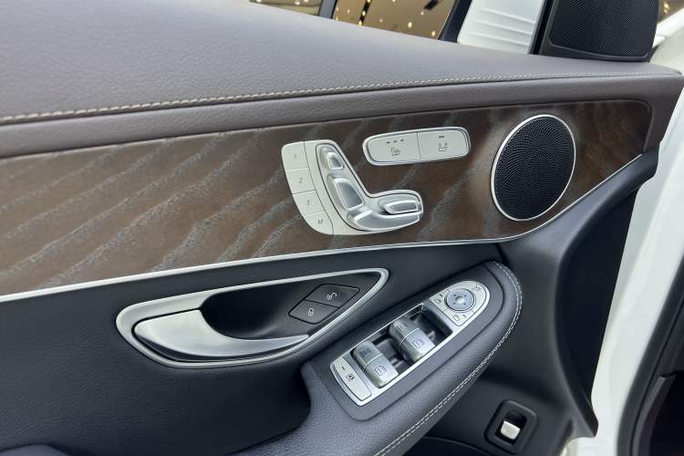 Used Mercedes-Benz GLC 2022 Refreshed GLC 300 L 4MATIC Dynamic Edition Prestige Version Interior 10